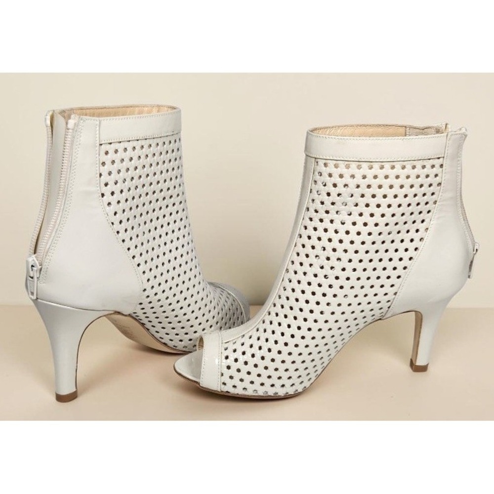 Jon Josef Liko White Patent Peep Toe Ankle Booties Women's Size 6